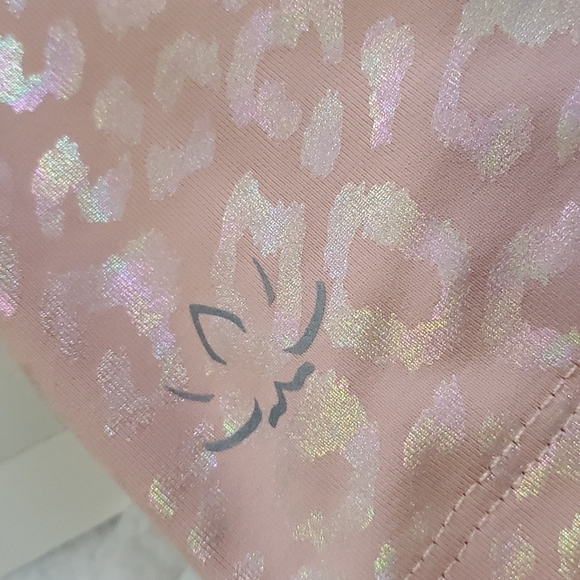 Beyond Yoga Pink Iridescent Crop Top - Picture 6 of 11